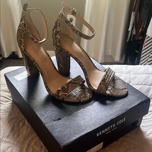 Kenneth Cole Brown Heels Elegant Stiletto Sandals
